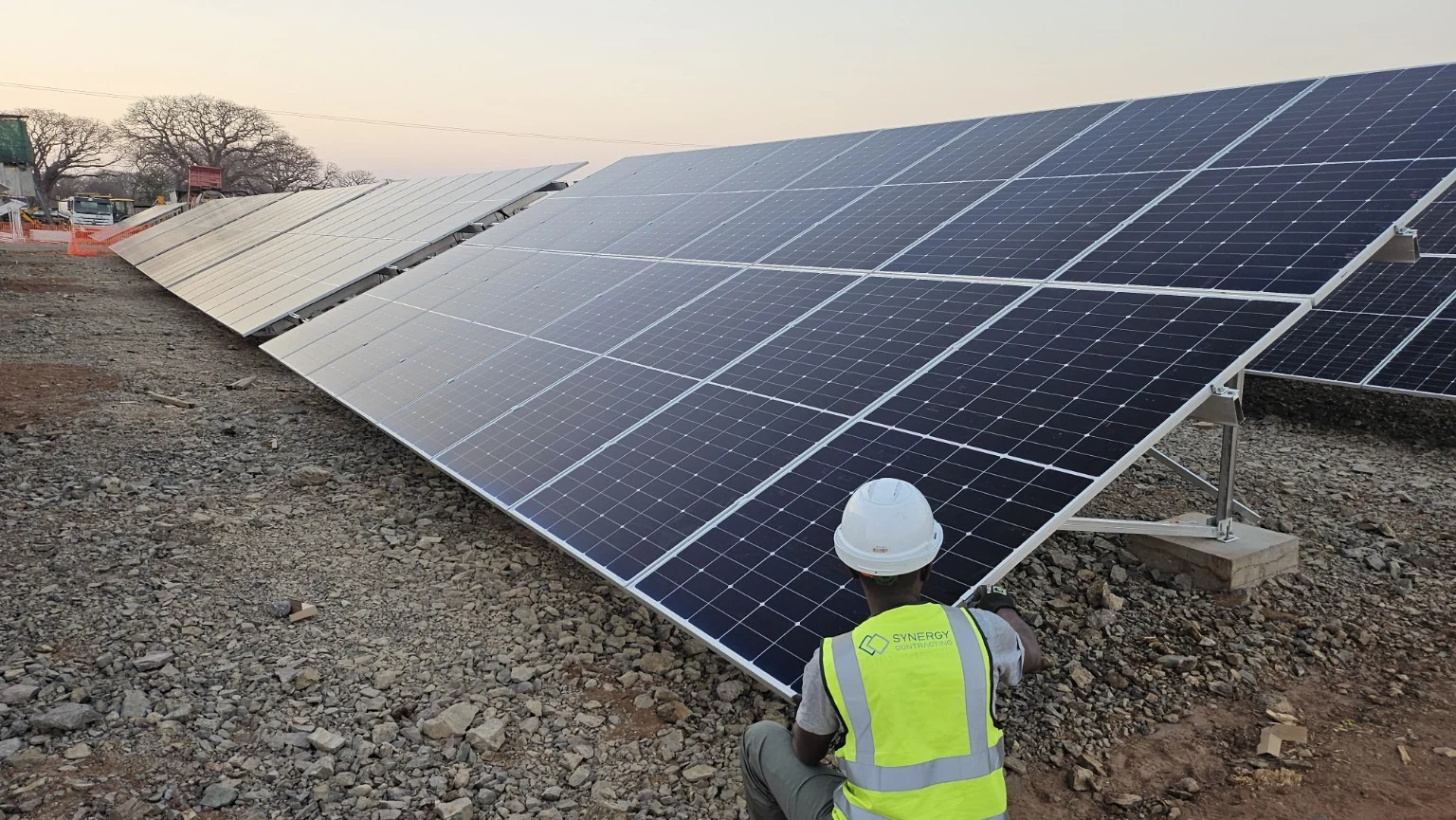 Ground-mounted PV installation